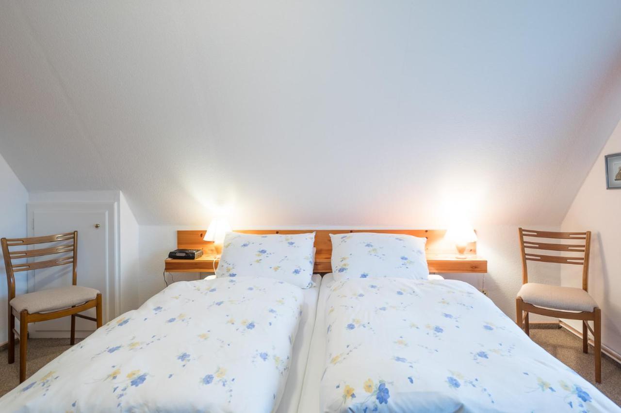Direkt Am Deich - Ferienwohnung Amrum Im Gaestehaus Am Badedeich Dagebüll Esterno foto